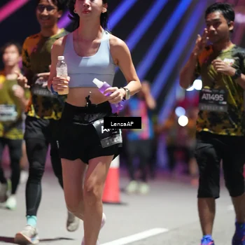 Runner Photo 6182813