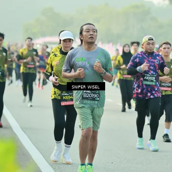 Runner Photo 6182819