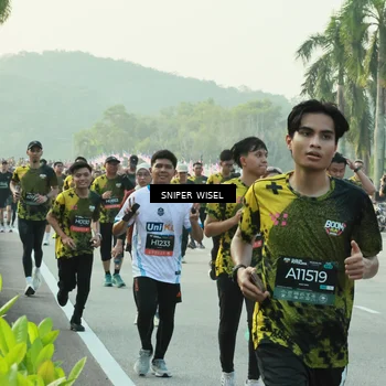 Runner Photo 6182834