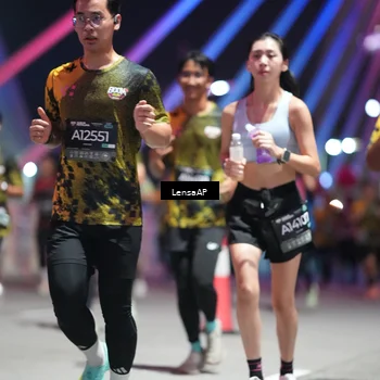 Runner Photo 6182849