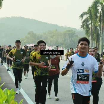 Runner Photo 6182866