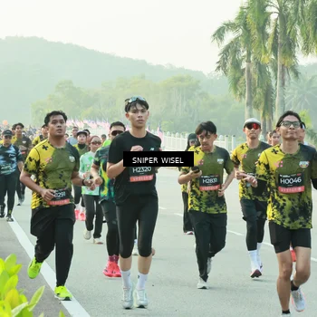 Runner Photo 6182878