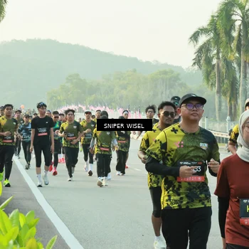 Runner Photo 6182881