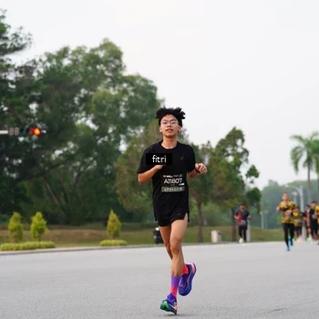 Runner Photo 6182884
