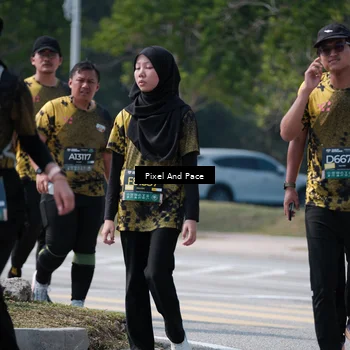 Runner Photo 6182885