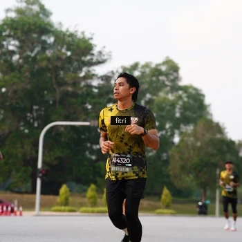 Runner Photo 6182893