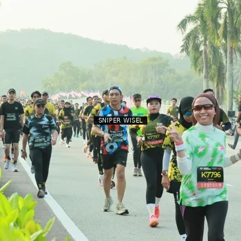 Runner Photo 6182895