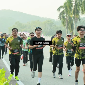 Runner Photo 6182898