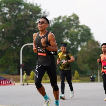 Runner Photo 6182911