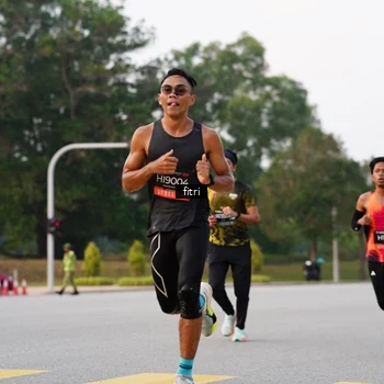 Runner Photo 6182922