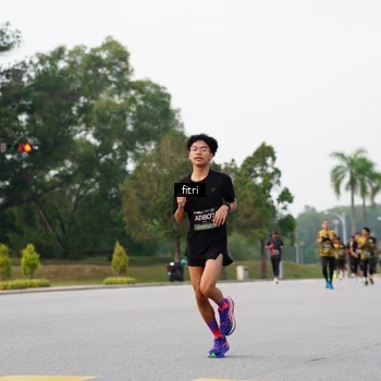 Runner Photo 6182927