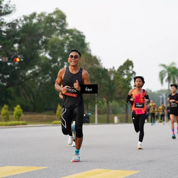 Runner Photo 6182940