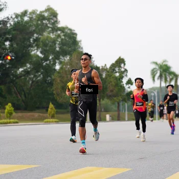 Runner Photo 6182949