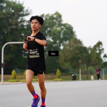 Runner Photo 6182964