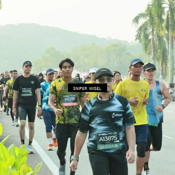 Runner Photo 6182975