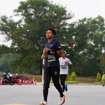 Runner Photo 6183030