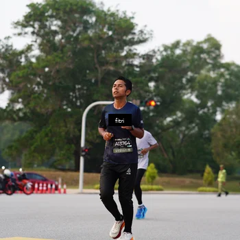 Runner Photo 6183055