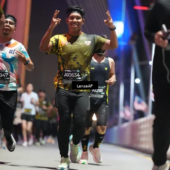 Runner Photo 6183056