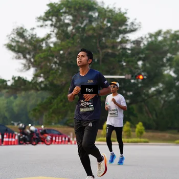 Runner Photo 6183065
