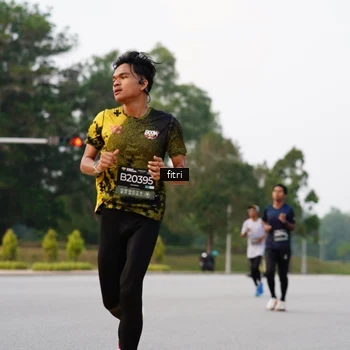 Runner Photo 6183094