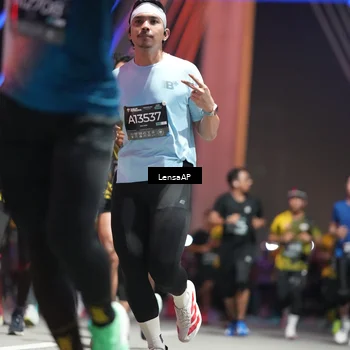 Runner Photo 6183096