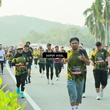 Runner Photo 6183110