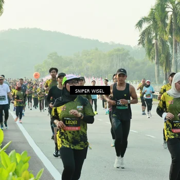 Runner Photo 6183123