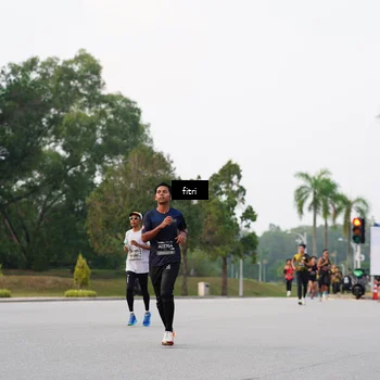Runner Photo 6183136
