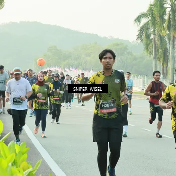 Runner Photo 6183142