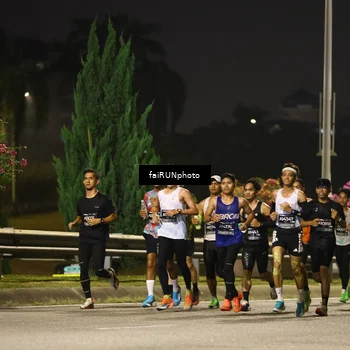 Runner Photo 6183164