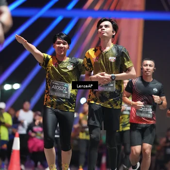 Runner Photo 6183191