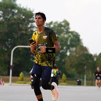 Runner Photo 6183203