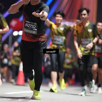 Runner Photo 6183247