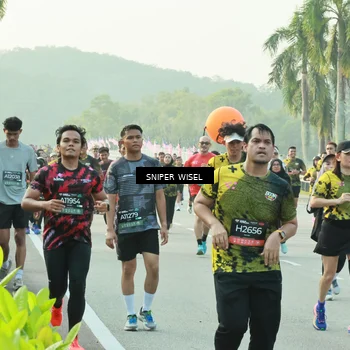 Runner Photo 6183251