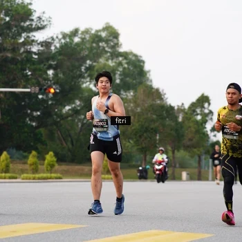 Runner Photo 6183277