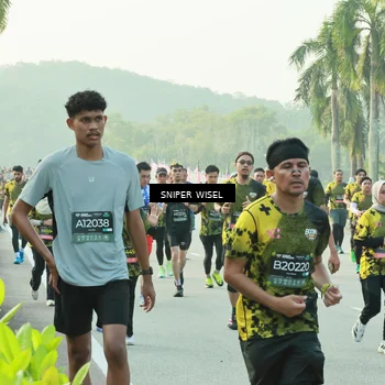 Runner Photo 6183283
