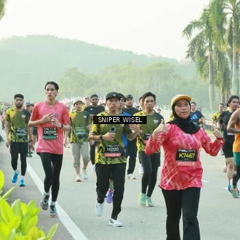 Runner Photo 6183314