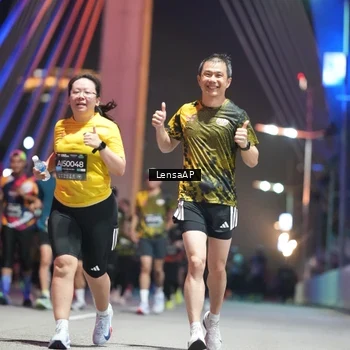Runner Photo 6183324