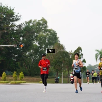 Runner Photo 6183338