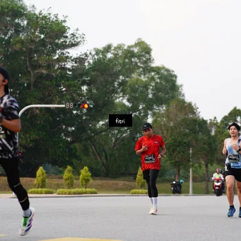 Runner Photo 6183341