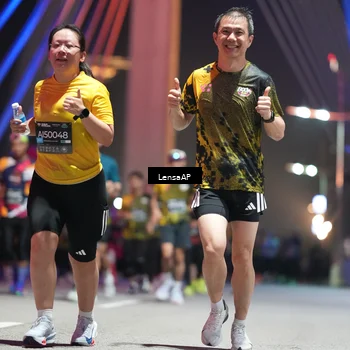 Runner Photo 6183349