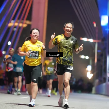 Runner Photo 6183354