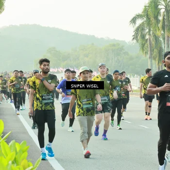 Runner Photo 6183364