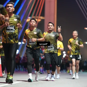 Runner Photo 6183374