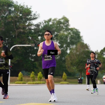 Runner Photo 6183399
