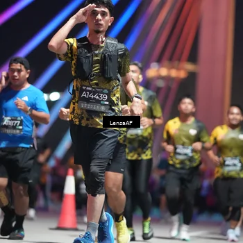 Runner Photo 6183407
