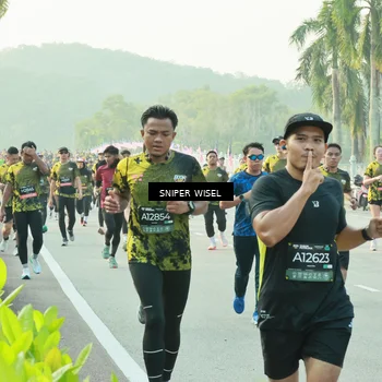 Runner Photo 6183419