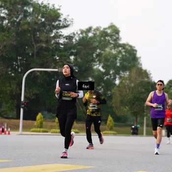 Runner Photo 6183454