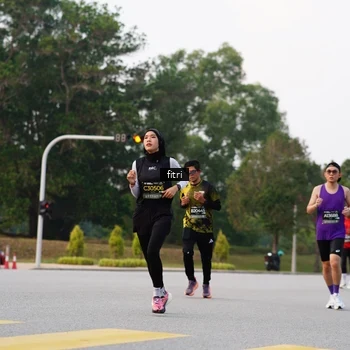 Runner Photo 6183474