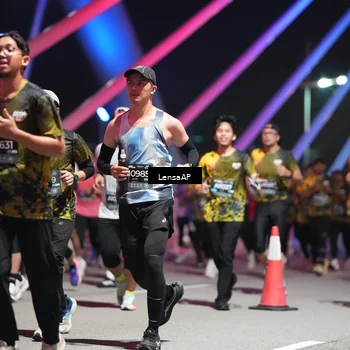 Runner Photo 6183482